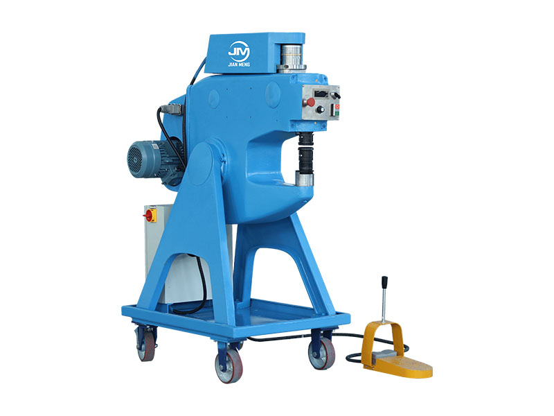 Definition und Grundprinzipien der Kraftformmaschine